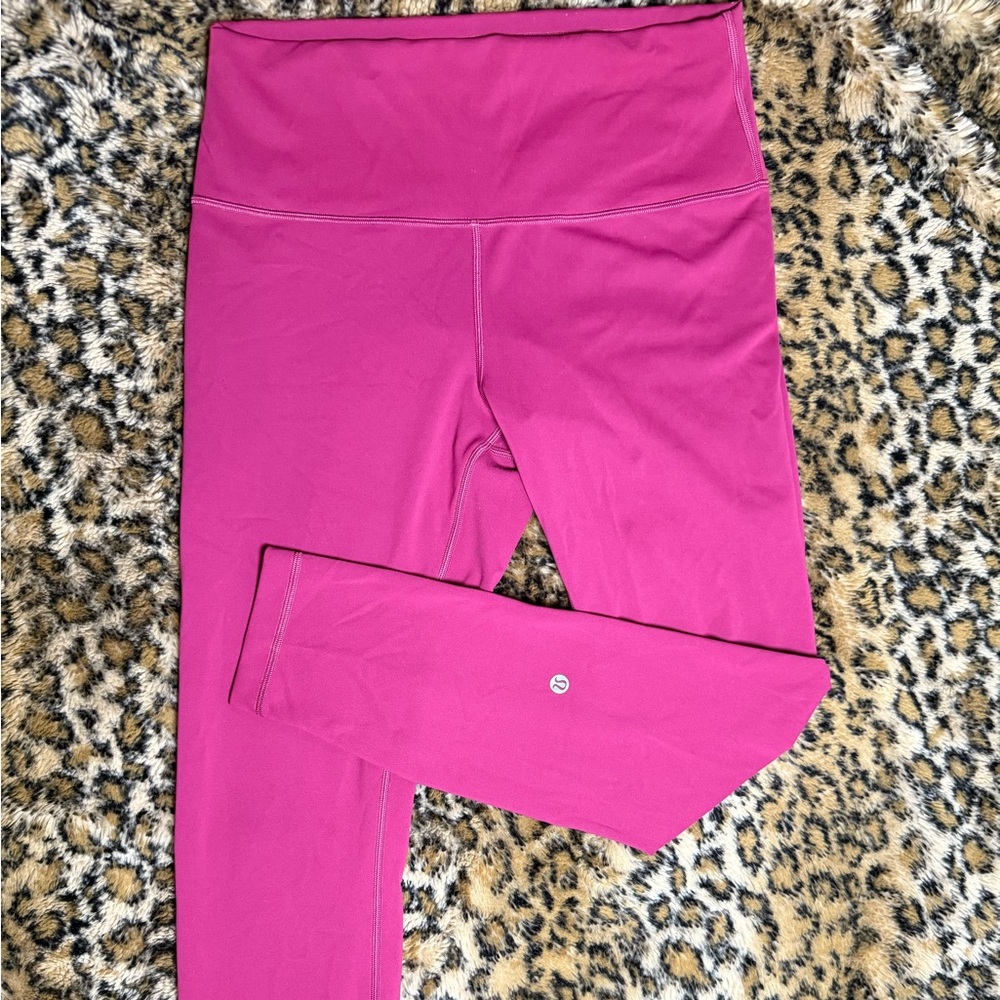 Lululemon Wunder Train 25” Size 10 Leggings